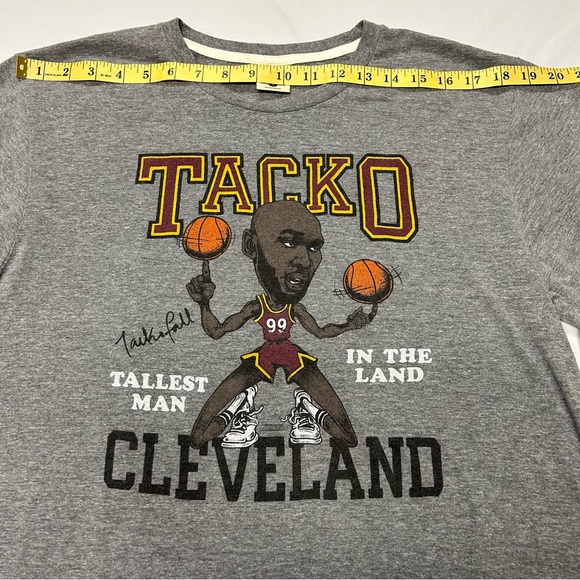 Tacko Fall Graphic T Shirt Adult Large Cleveland Cavaliers 2022 NBA Memorabilia - Picture 6 of 10
